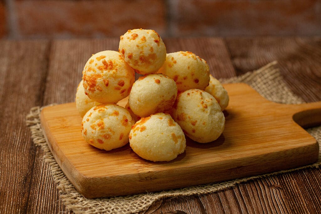 Pão de Queijo macio e dourado feito com Gordura Vegetal de Palma Tauá Food